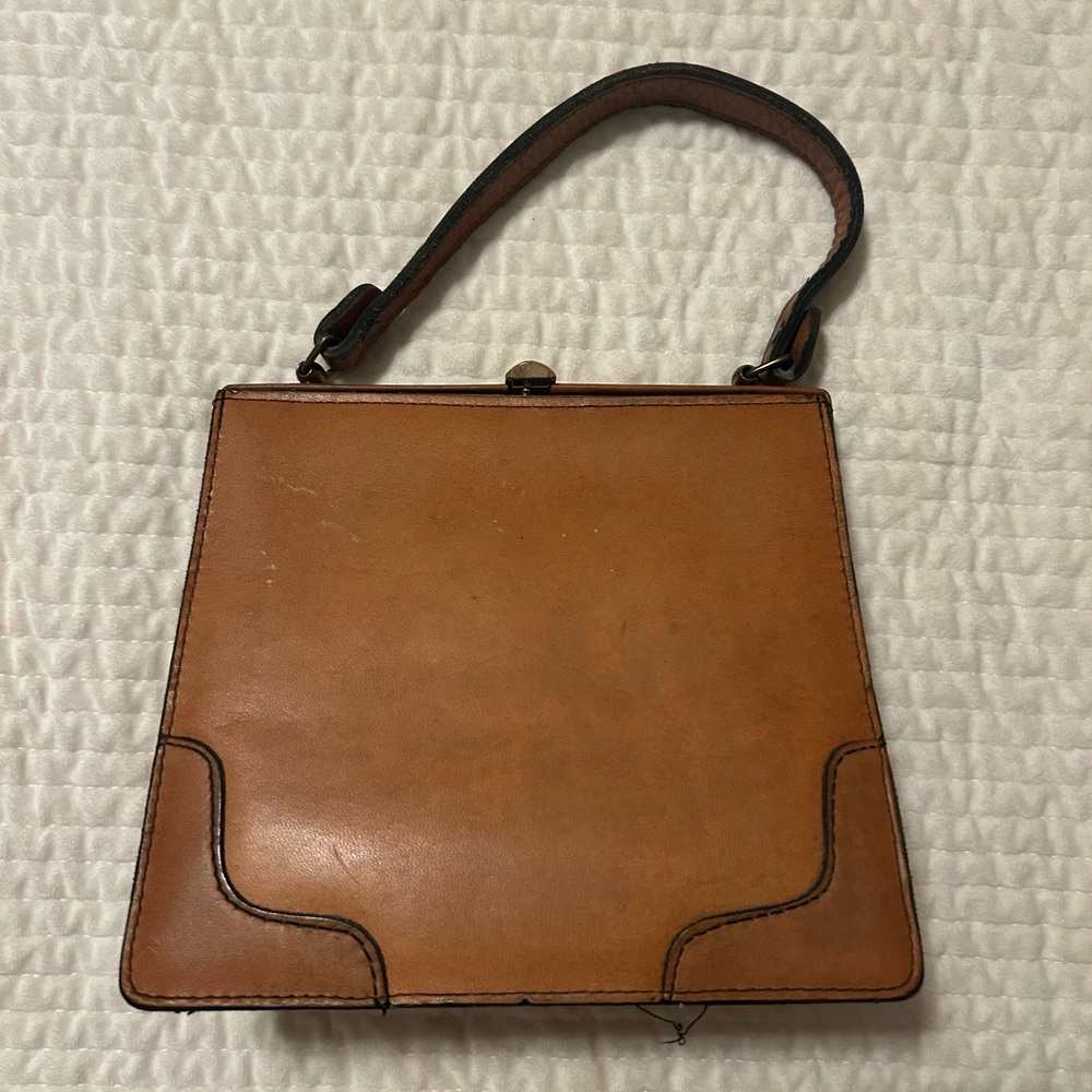 Vintage Tan Leather Shoulder Bag